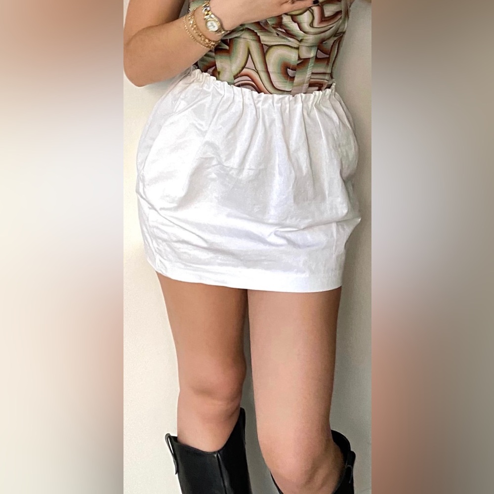 D&G Dolce & Gabbana Cream Ruffled Skirt